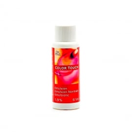EMULSION NORMAL TINTE COLOR TOUCH 6 VOLUMENES WELLA 60 ML
