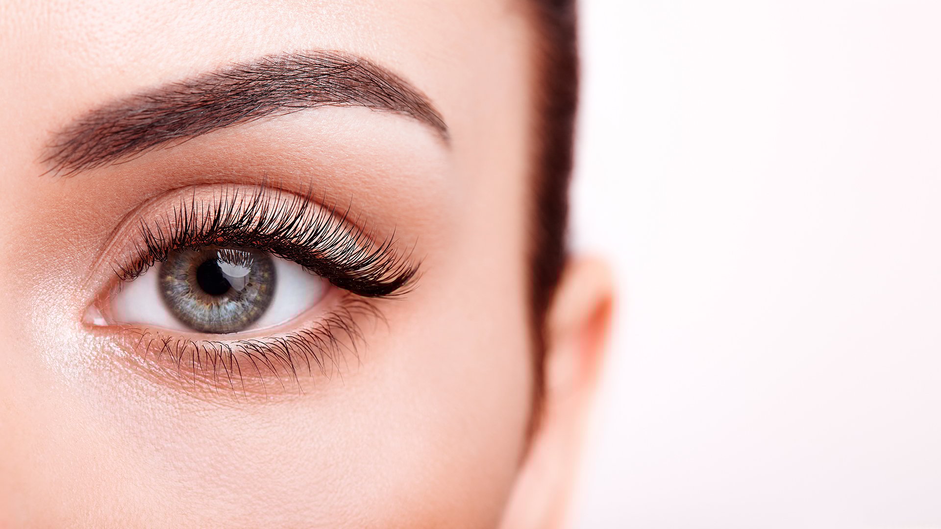LOS MEJORES TRUCOS PARA LUCIR UNAS CEJAS PERFECTAS