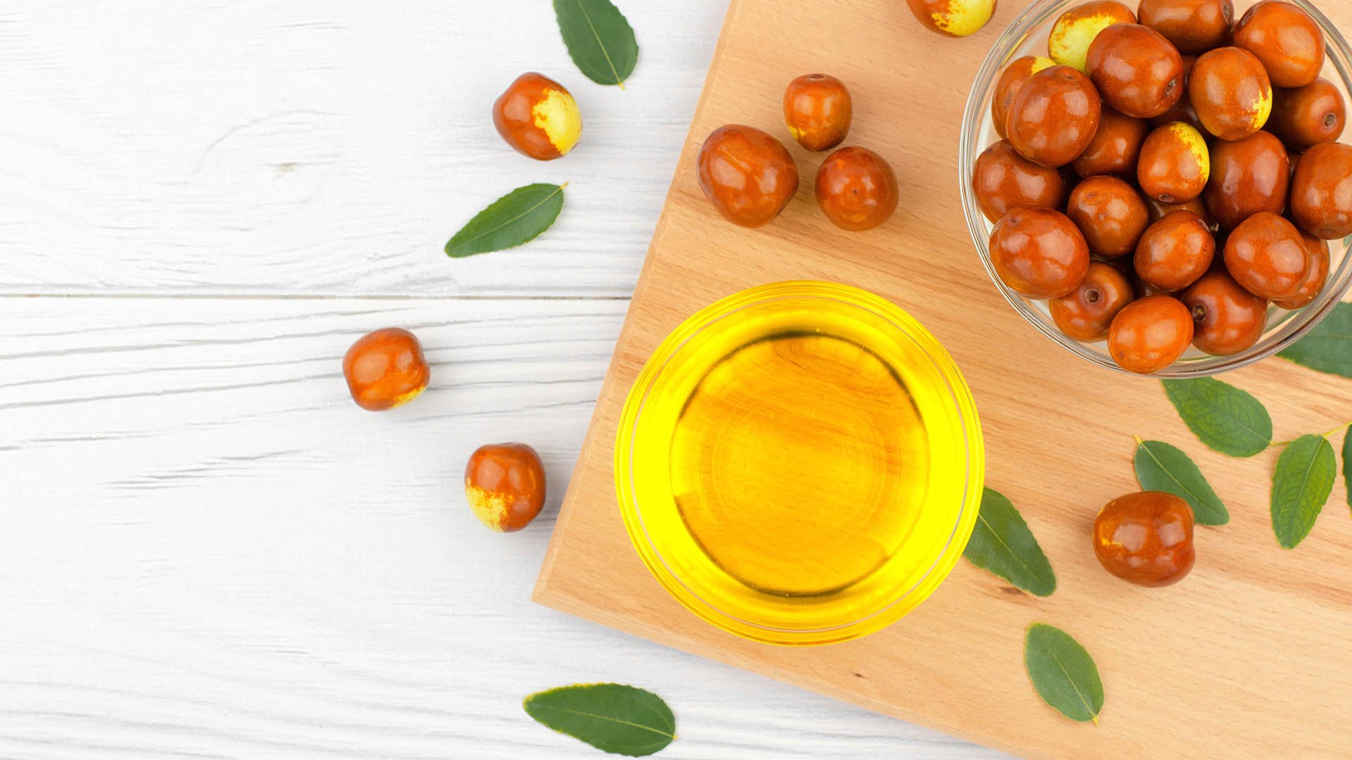 ACEITE DE JOJOBA: EL ALIADO PERFECTO PARA LA PIEL